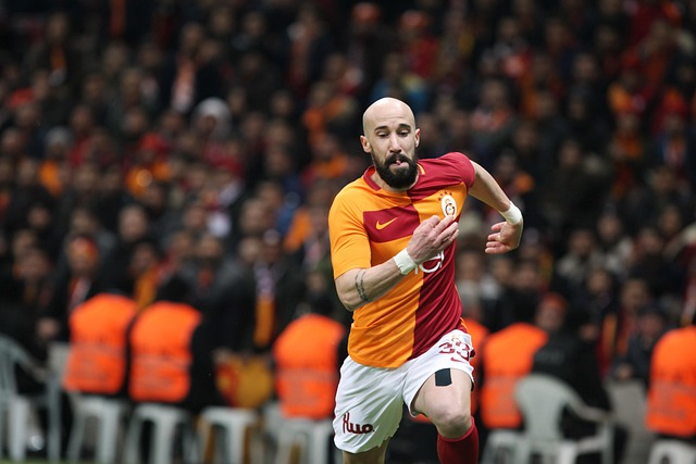 随着各大俱 随着各大俱